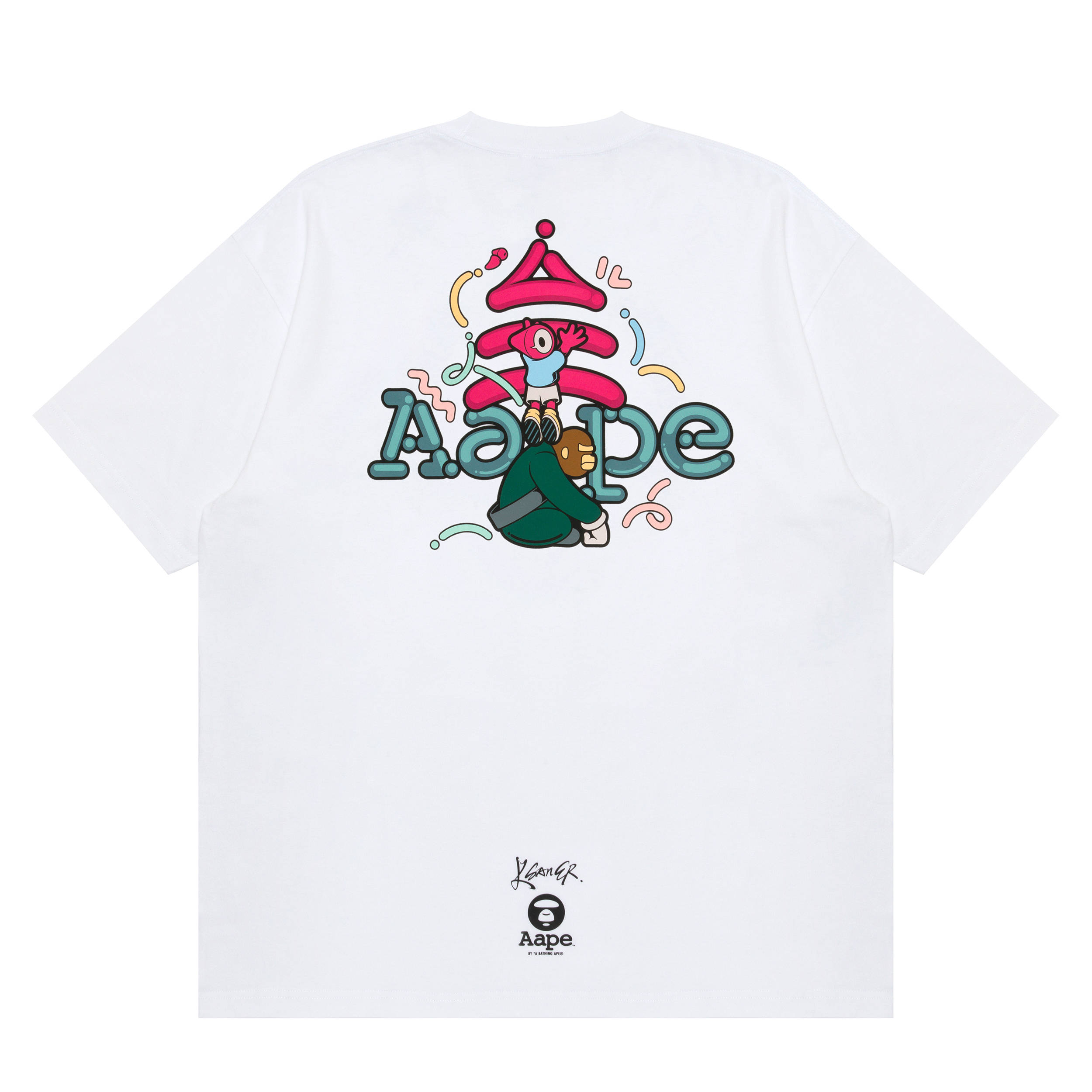 AAPE × KSANER联名系列，艺术与城市街头的活力交织