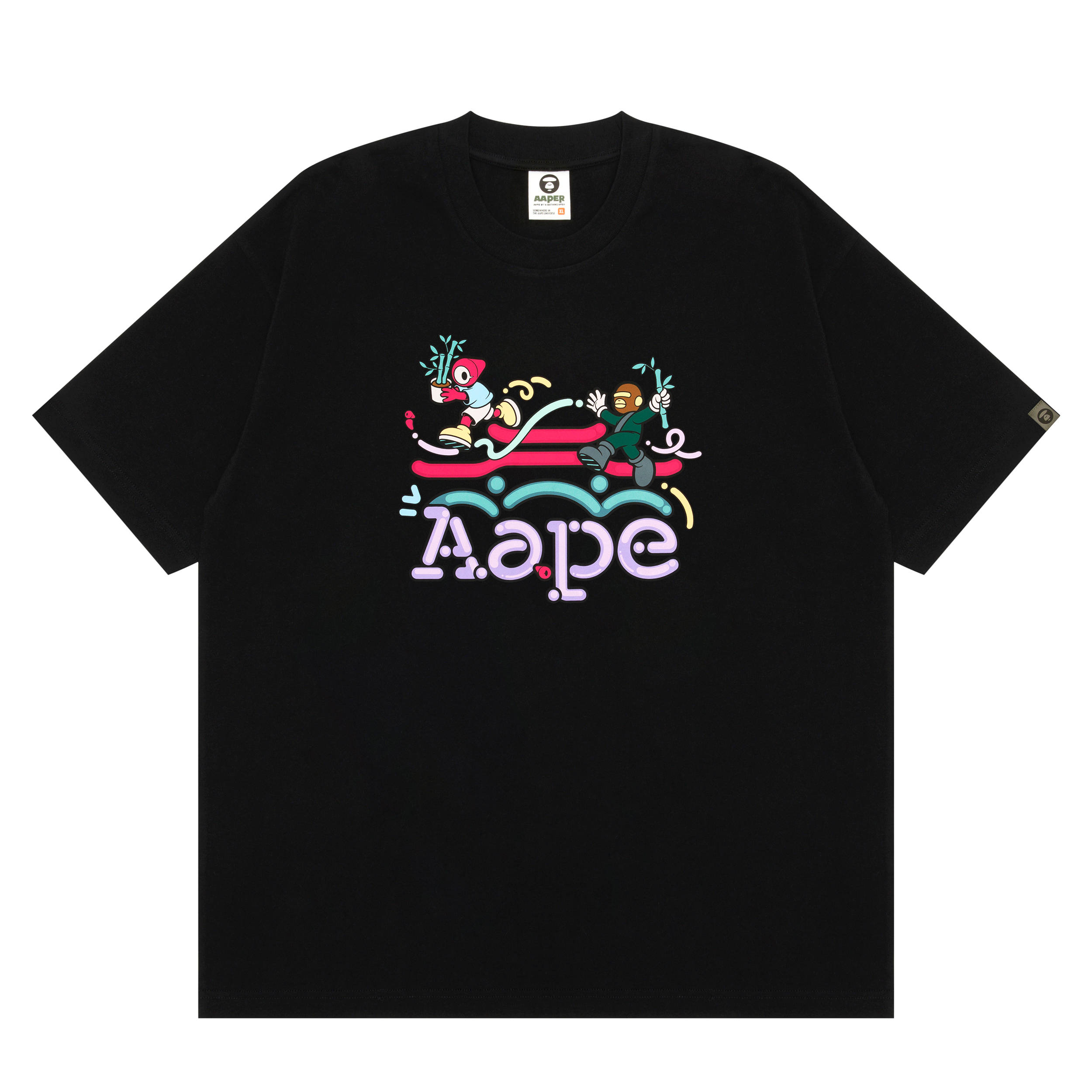AAPE × KSANER联名系列，艺术与城市街头的活力交织